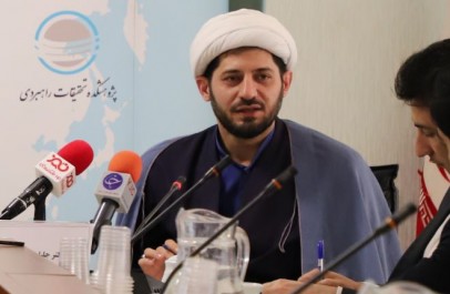 ما امروز نیازمند دور زدن تحریمها هستیم، FATF مقرراتی گذاشته که ما نمیتوانیم تحریمها را دور بزنیم. ما امروز نیازمند دور زدن تحریمها هستیم، FATF مقرراتی گذاشته که ما نمیتوانیم تحریمها را دور بزنیم.